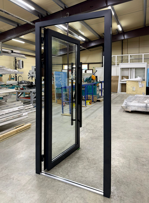 Алюминиевые светопрозрачные двери Алюминиевые светопрозрачные двери