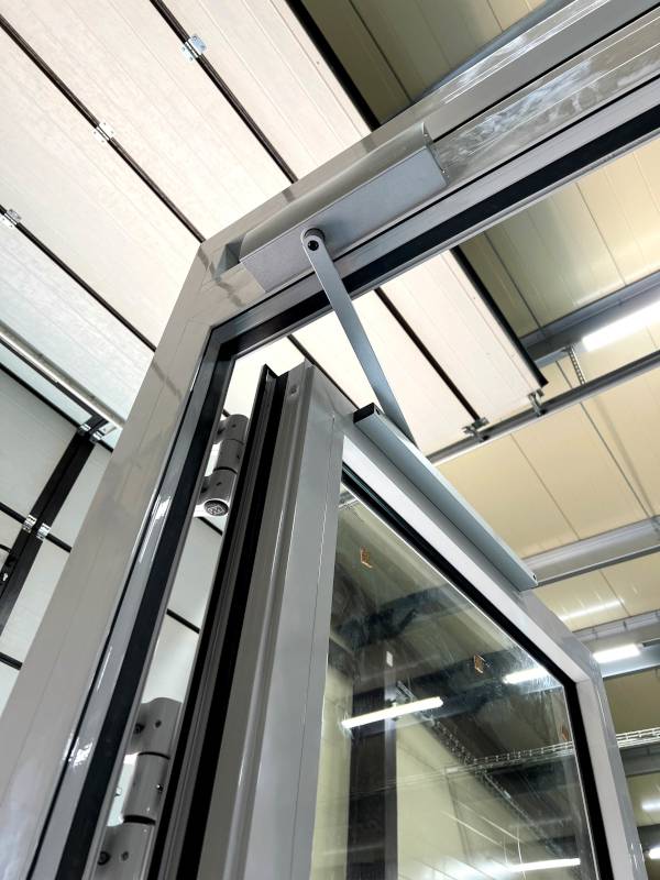 Доводчик на скользящей тяге Доводчик на скользящей тяге