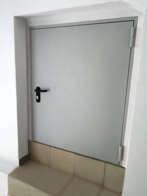 Противопожарный люк (институт, ул. Шаболовка) Противопожарный люк (институт, ул. Шаболовка)